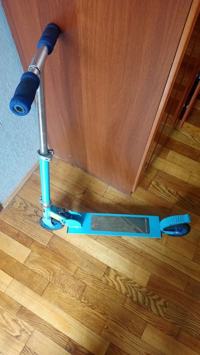 Самокат дитячій.