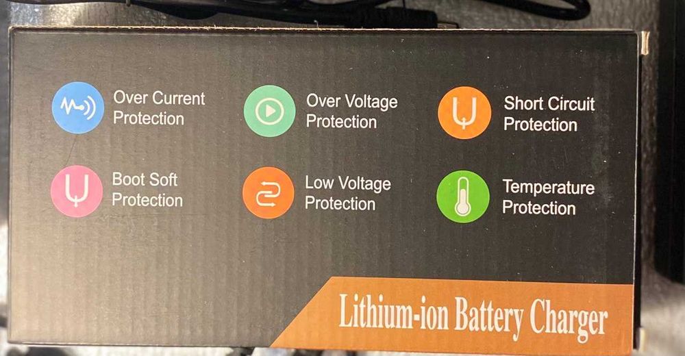 Зарядка 12.6в 10А,  "Нова ера джерел енергії",на різні напруги.ФОП