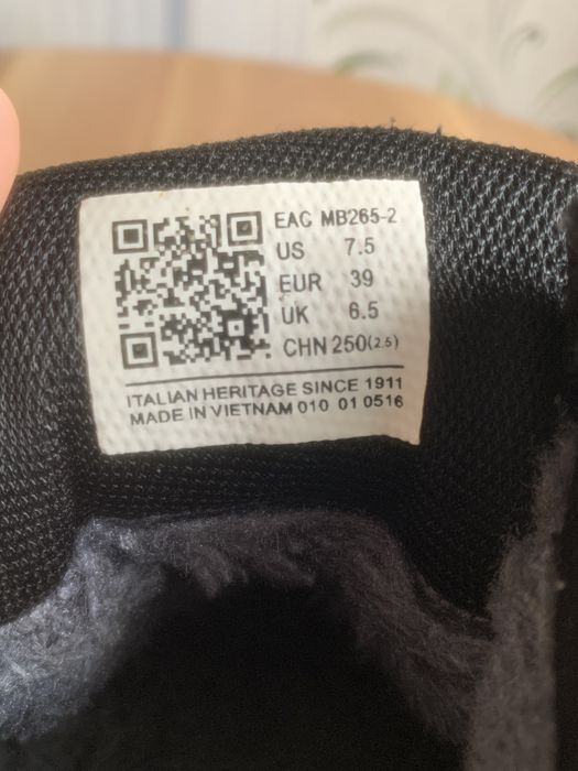 Зимові кросівки Nike 39
