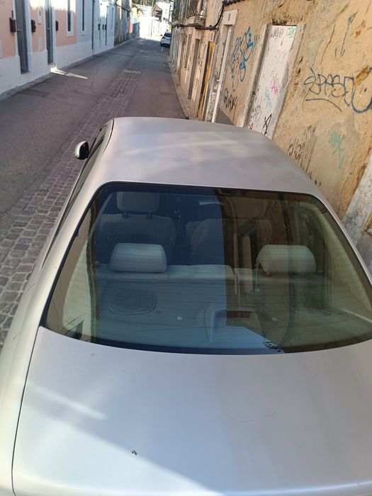 Nissan almera 2002