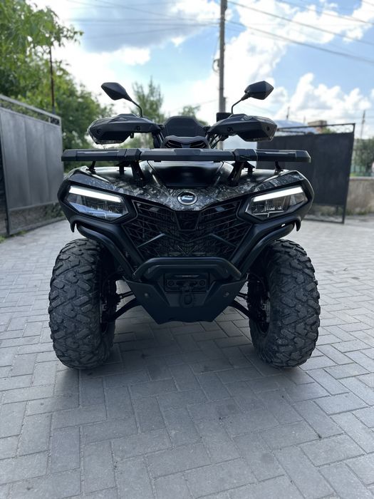 CFMOTO 520L EPS 4+4 .