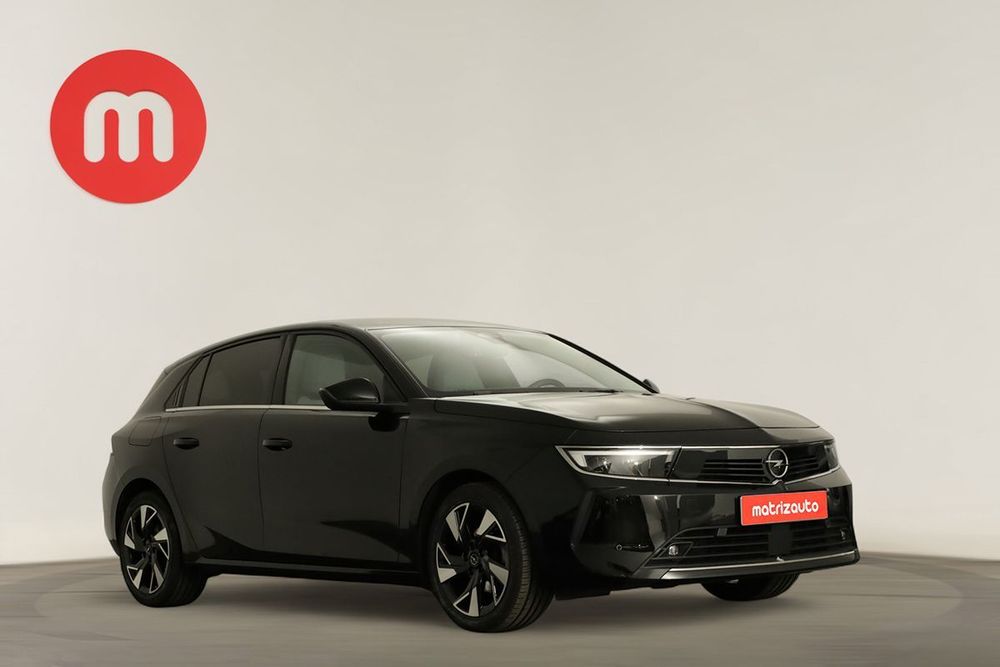 Opel Astra 1.2 T Elegance