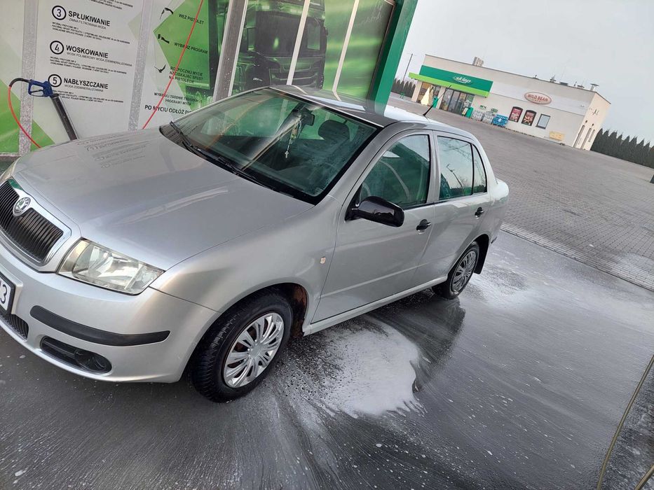 Skoda Fabia sedan 2005r