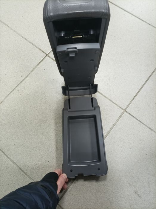 Подлокотник Туксон