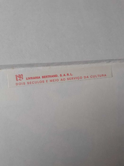 Tarzan Guerra do Deserto- Por Hogarth (Obra Completa)