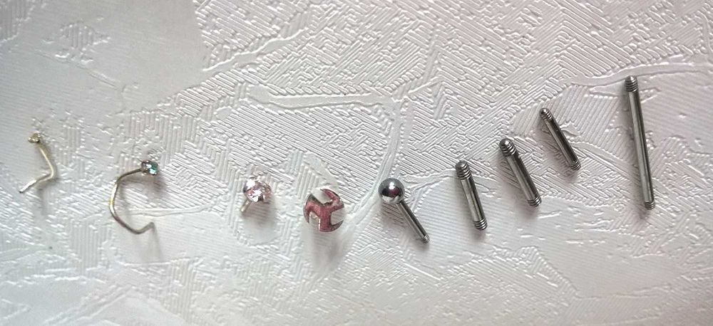 набором всё вместе запчасти для пирсинга