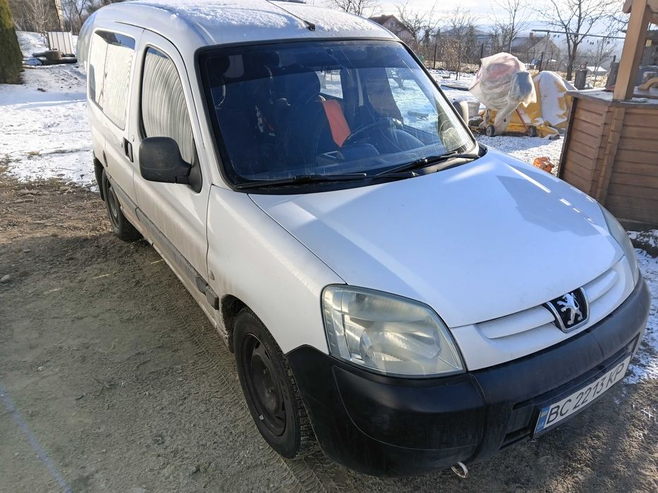 Пежо партнер пасажир 2,0 дізель