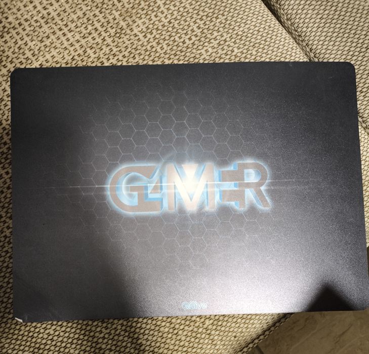 Teclado Mecânico da Krom + Keycaps e Tapetes