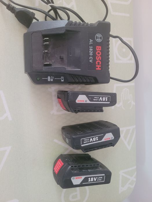 Carregador boch al1820 cv com 3 baterias