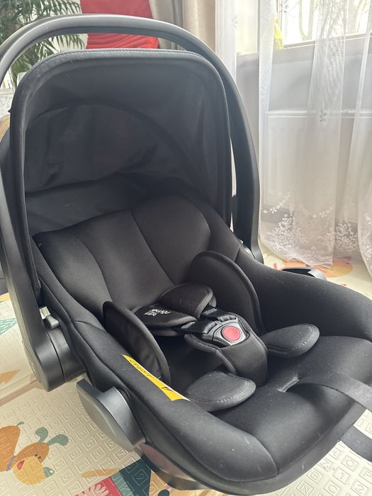 Автокрісло Britax Romer Baby Safe Core