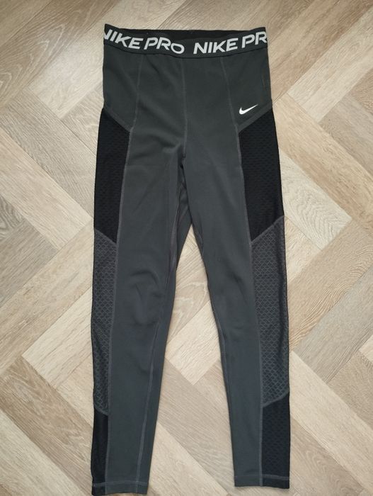 Компрессионные леггинсы Nike pro p.S