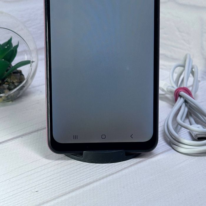 Продам телефон Samsung A04S 4/64Gb NFC в гарному стані