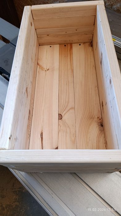 Donica ogrodowa z balików