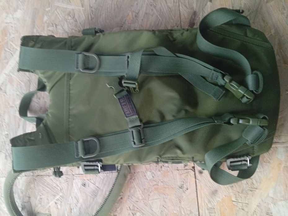 Продается голландский гидратор  Camelbak