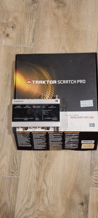 Przedwzmacniacz-TRACTOR SCRATCH  PRO