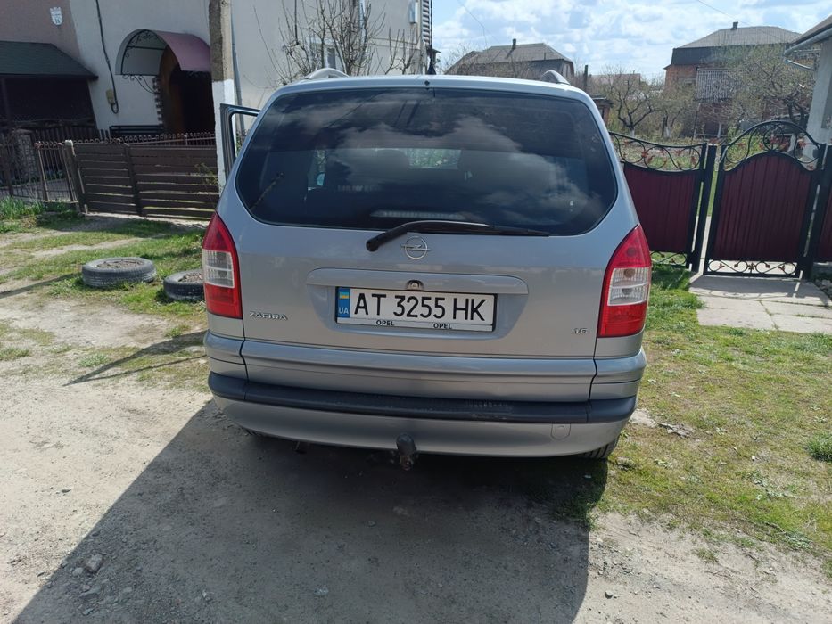 Opel Zafira А 2004 1.6 бензин