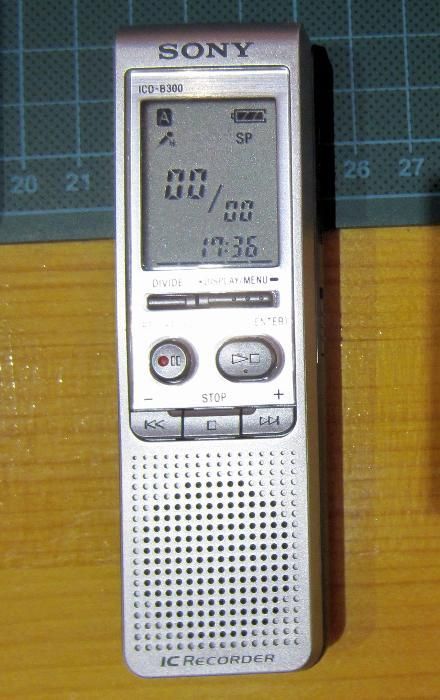 Conjunto Gravadores Sony ICD-B300, ICD-B7 + Philips VoiceTracer 7655