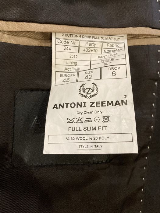 Костюм чоловічий в ідеальному стані.