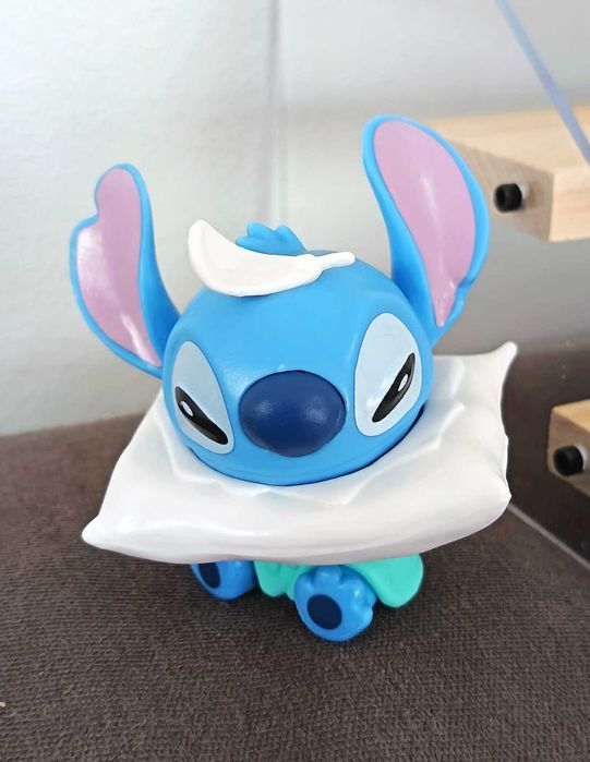 Figuras de guerra de almofadas do Stitch (8 peças)