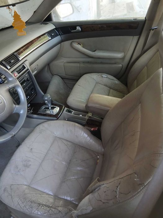 Áudio A6 2.5 Ano 2003 Motor avariado