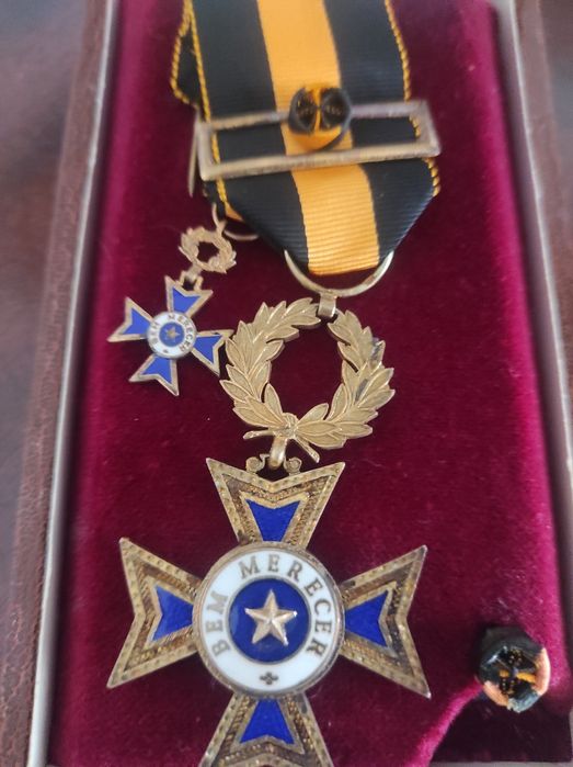 Medalha de Mérito Militar Oficial