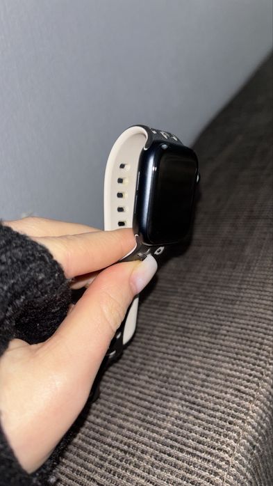 Apple Watch SE (Gen 2) 40 mm Midnight Al Mid SB S/M GPS 2023