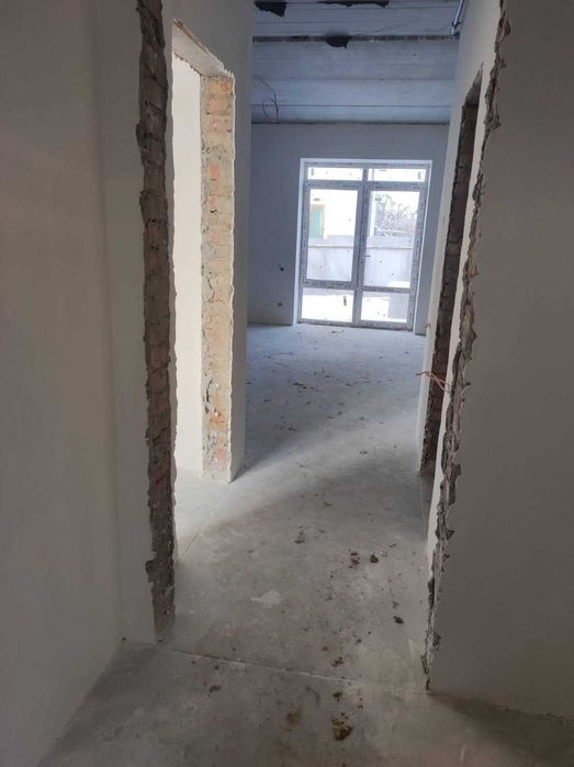 Продається двоповерховий таунхаус на Старому місті 3997