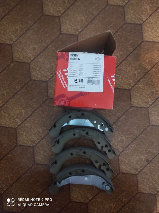 Продам задние колодки TRW Опель