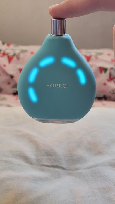 Foreo KIWI urządzenie do mikrodermabrazji i oczyszczania porów