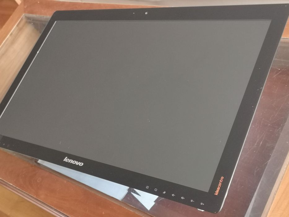 PC all in one Lenovo IdeaCenter A730 srebrny