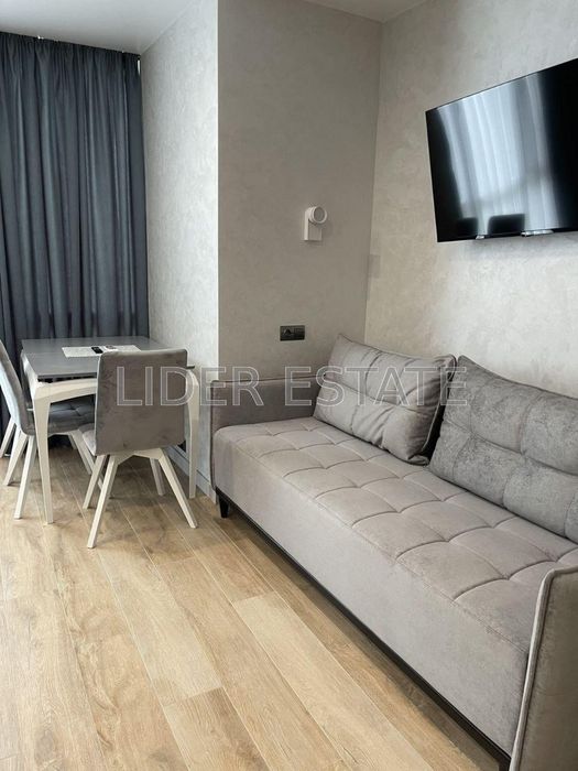Продаж 1,5 кім кв. 37м², Солочин, 4/7 пов.