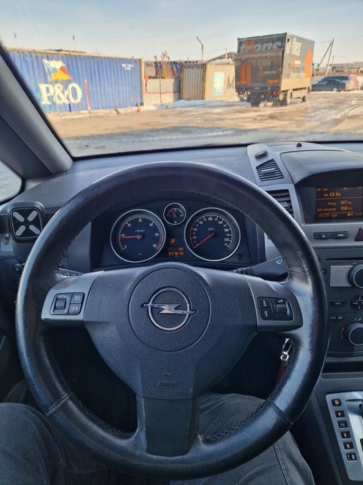 Opel zafira 1.9 дизель автомат