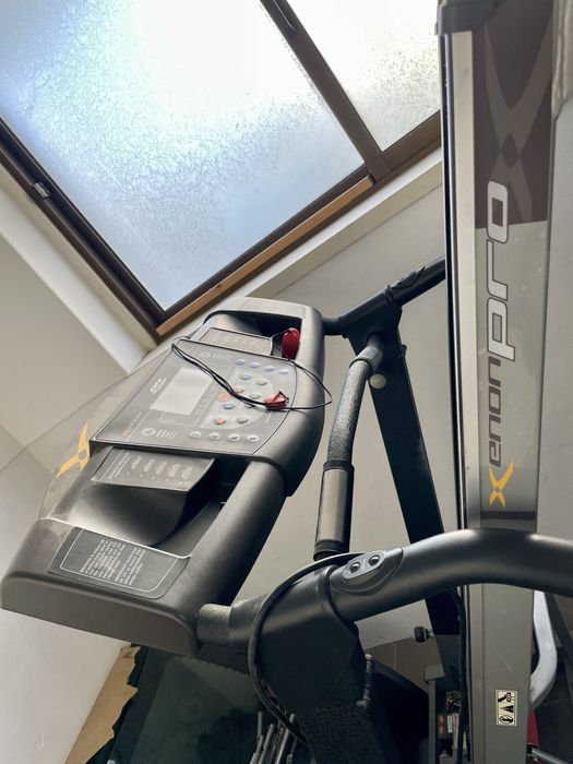 Passadeira BH Xenon pro avariada