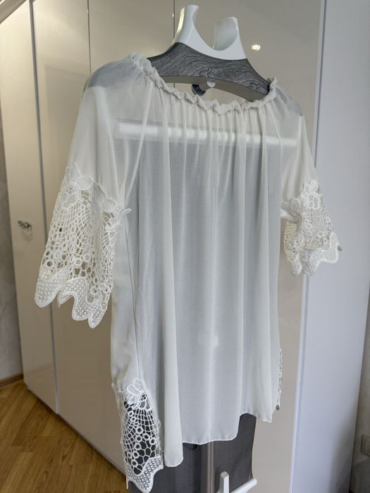 Блуза напівпрозора