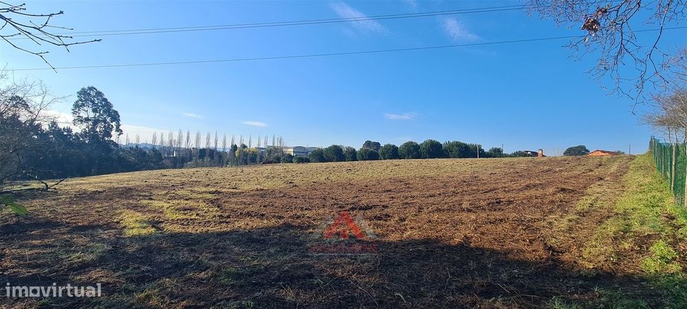 Terreno para construção — Maceira, Leiria