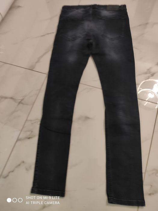 Spodnie jeansowe