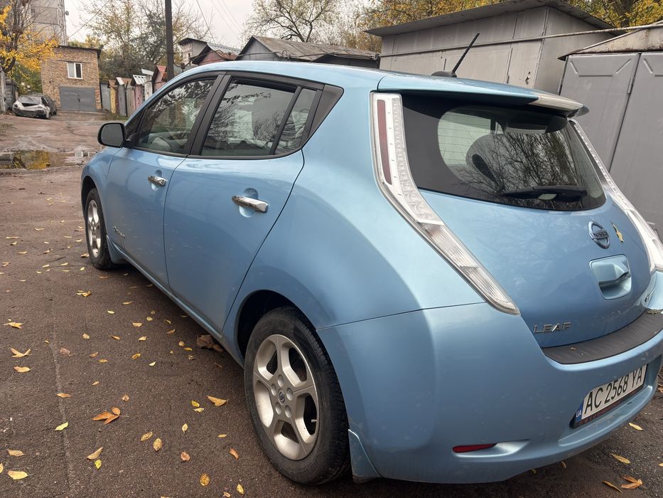 Nissan leaf 2014