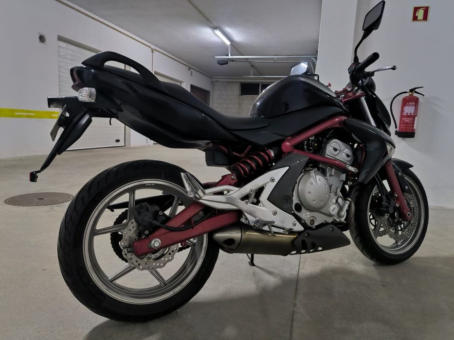 Kawasaki ER 6N 650cc