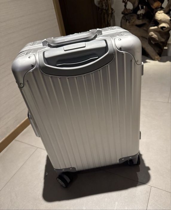 Vendo mala de cabine. Usada uma vez. Como nova, super leve e versátil