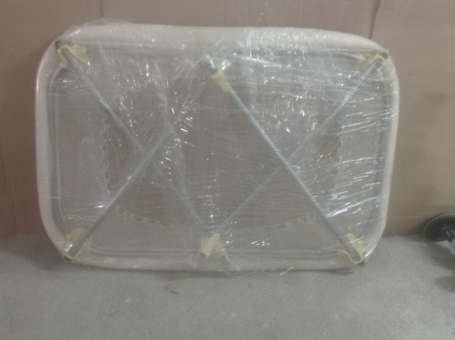 Carro de bebé com ovo e alcofa para venda com pouco uso..