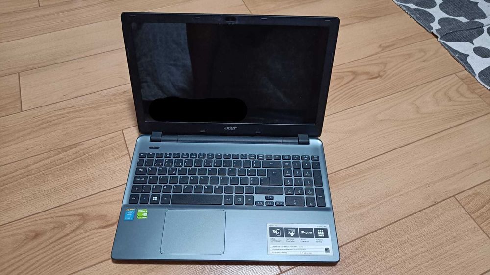 Portátil Acer Aspire E 15 - Usado