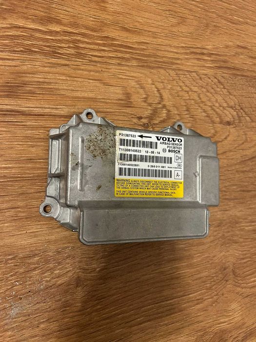 Sensor moduł poduszek air bag Volvo V60 S60 XC60 P3138.7523