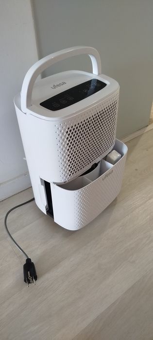 Desumidificador ufesa DH5010 (10 L/dia)