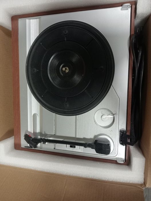 Gira discos com ligação mp3