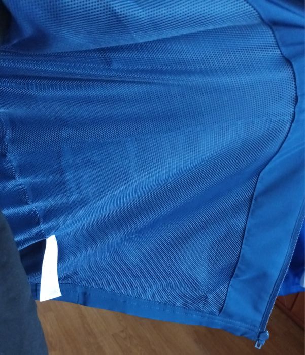 Kurtka wiosenna adidas przeciw deszczowa