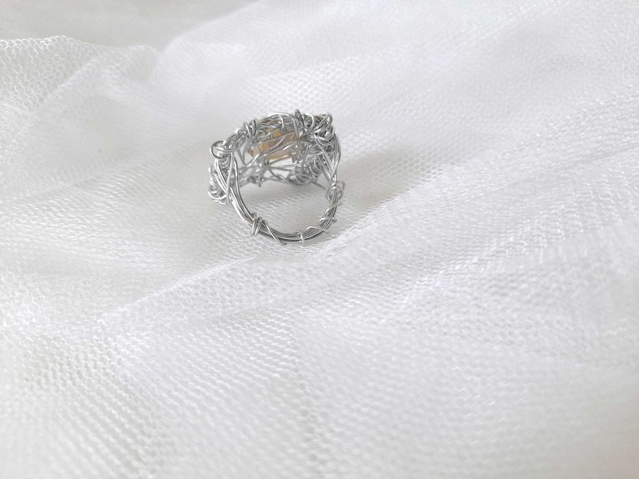 Anel barroco com pérola de rio genuína