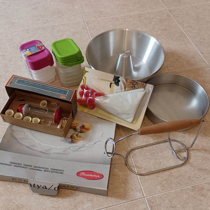 Artigos de cozinha sem uso