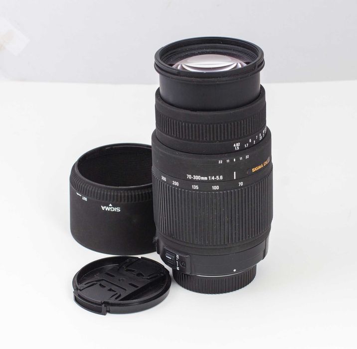 Objetiva 70-300mm (105-460mm em sensores Aps-c) AF Nikon