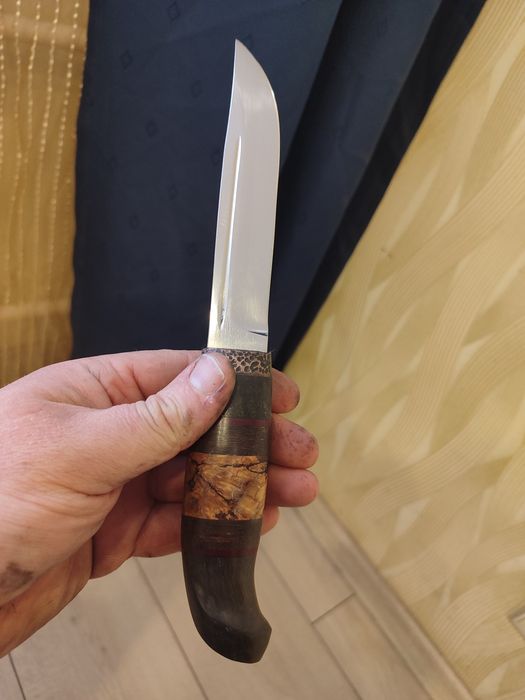 Продам нож финку n690