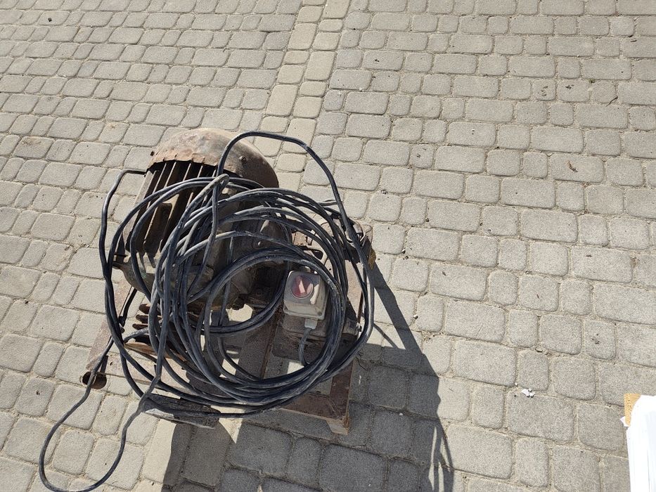 Silnik 7 kw  kable